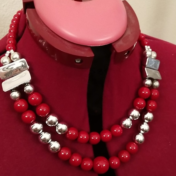 Vintage red silver bead bold necklace - Picture 9 of 12